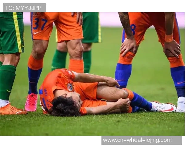 李春江、朱芳雨互动频频,有望重返广东队;李楠儿子重伤赛季报销 李春江、朱芳雨互动频频,有望重返广东队;李楠儿子重伤赛季报销